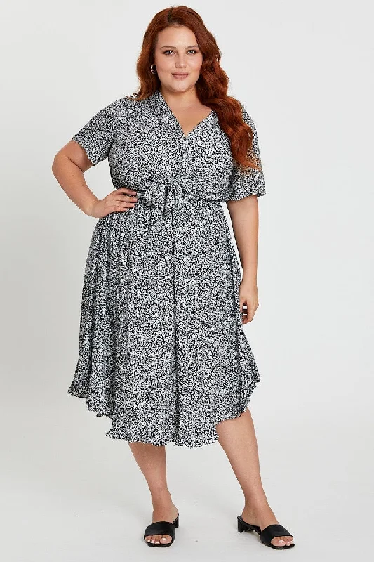 A-line picnic dress-Ditsy Print Skater Dress V-neck Short Sleeve