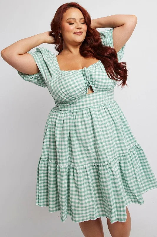 Classic fit dress-Green Check Fit And Flare Dress Short Sleeve Tiered