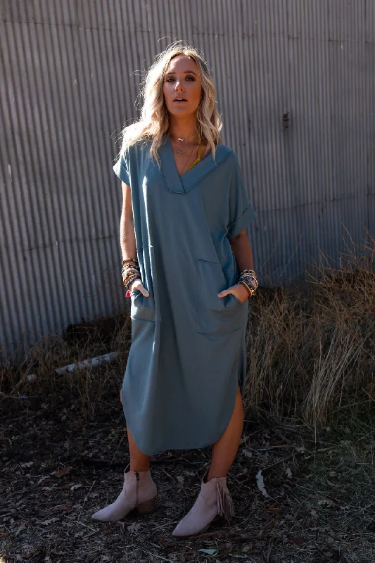 Cute babydoll dress-The Nest On The Go Round Hem Pocketed Midi Dress - Teal