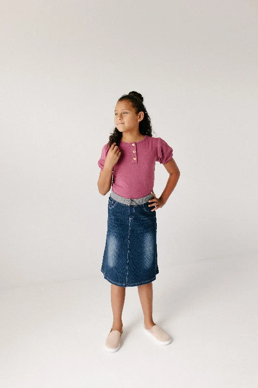 Colorblock modern skirt-'Ava' Girl Knit Denim Skirt in Dark Wash