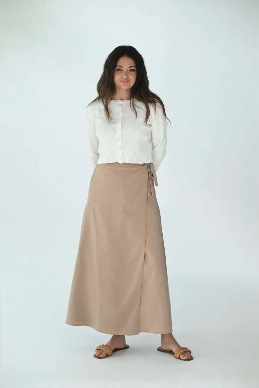 Weekend picnic skirt-Latitude Sand Wrap Skirt LA189S